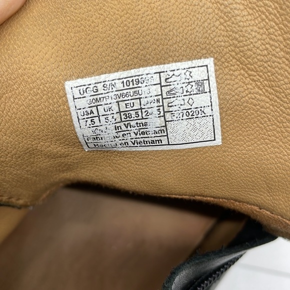 Ugg leather sneakers size - 7.5 - Picture 5 of 6